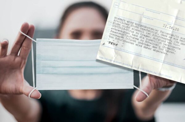 Anstiftung zu § 278 StGB wegen Maskenattest